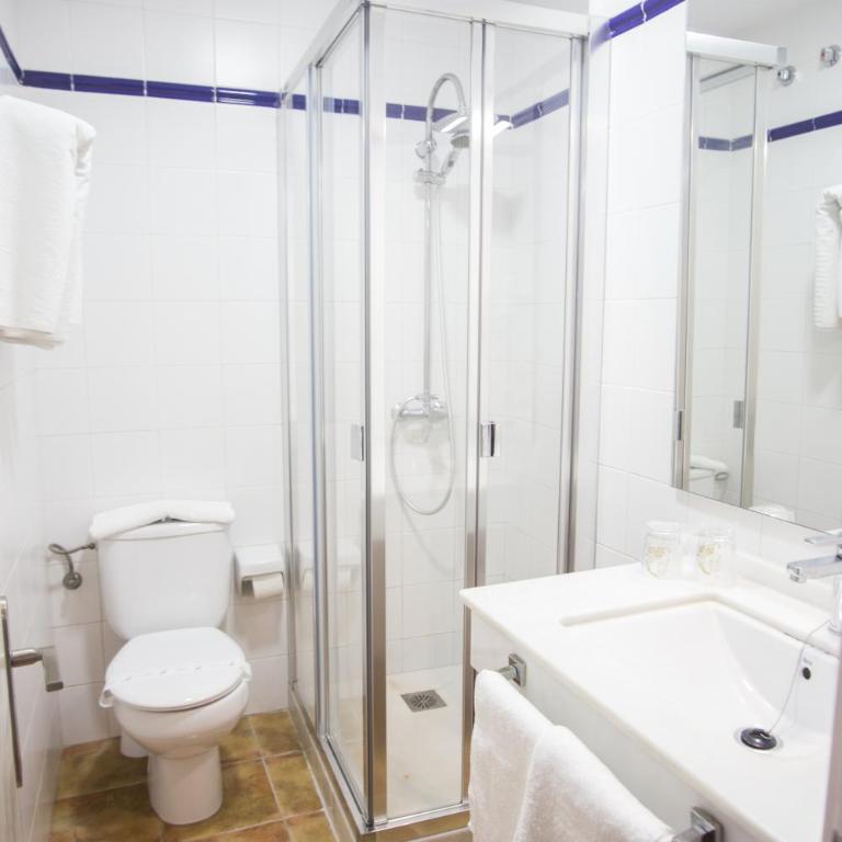 Hostal Santa Catalina - Doppel- oder Zweibettzimmer - 5