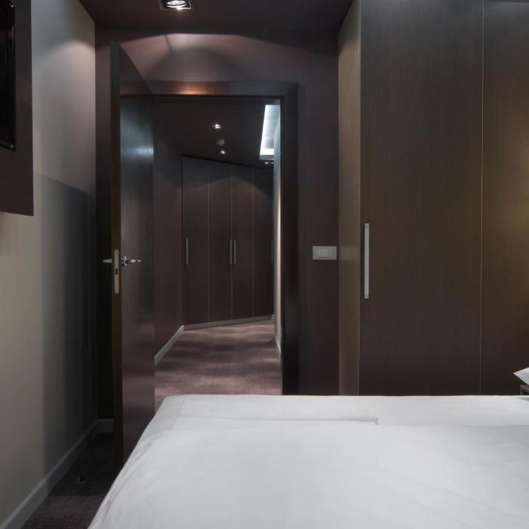 Hotel Ženeva Lux - Comfort One-Bedroom Suite - 16
