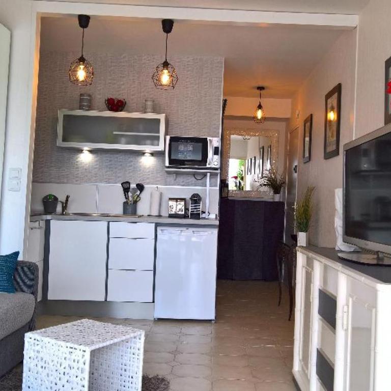 Baie des anges appartement Bis - Studio - Vue sur Mer - 28