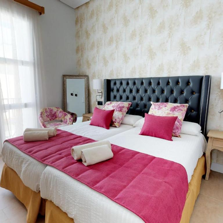 Hostal Boutique La Española - Habitación Doble Deluxe con balcón - 1
