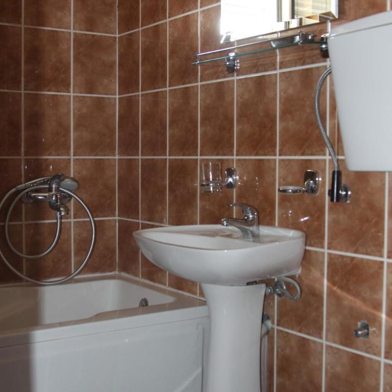 Apartments Bečić - Digital Nomads Package - Two-Bedroom Apartment - 3