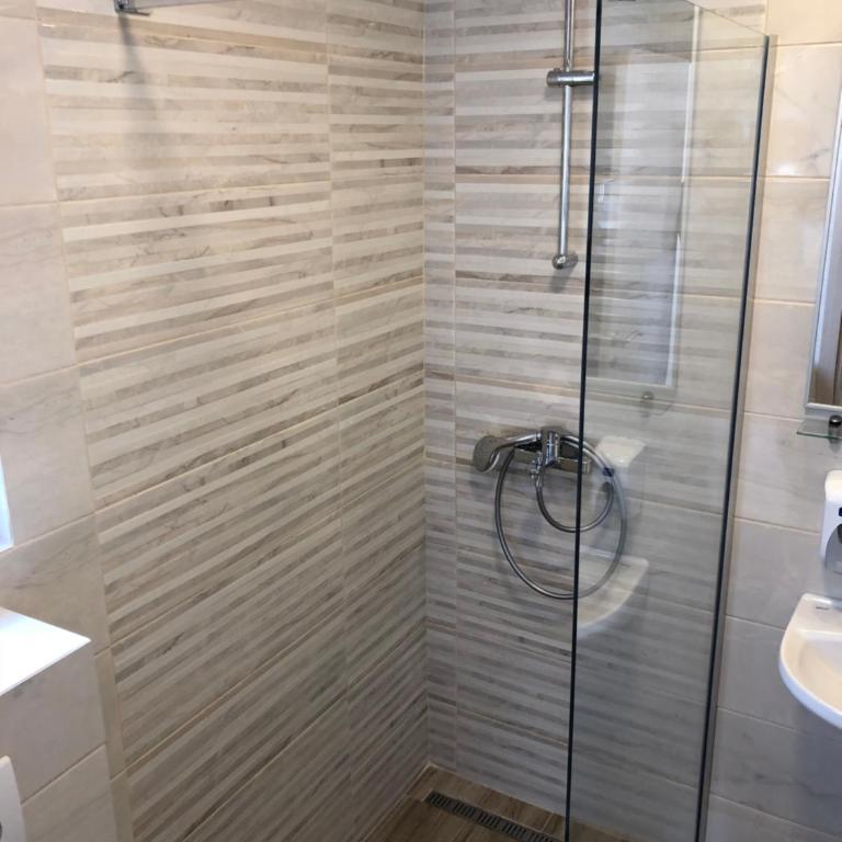 Al Mare apartments Budva - Standardni Apartman - 11