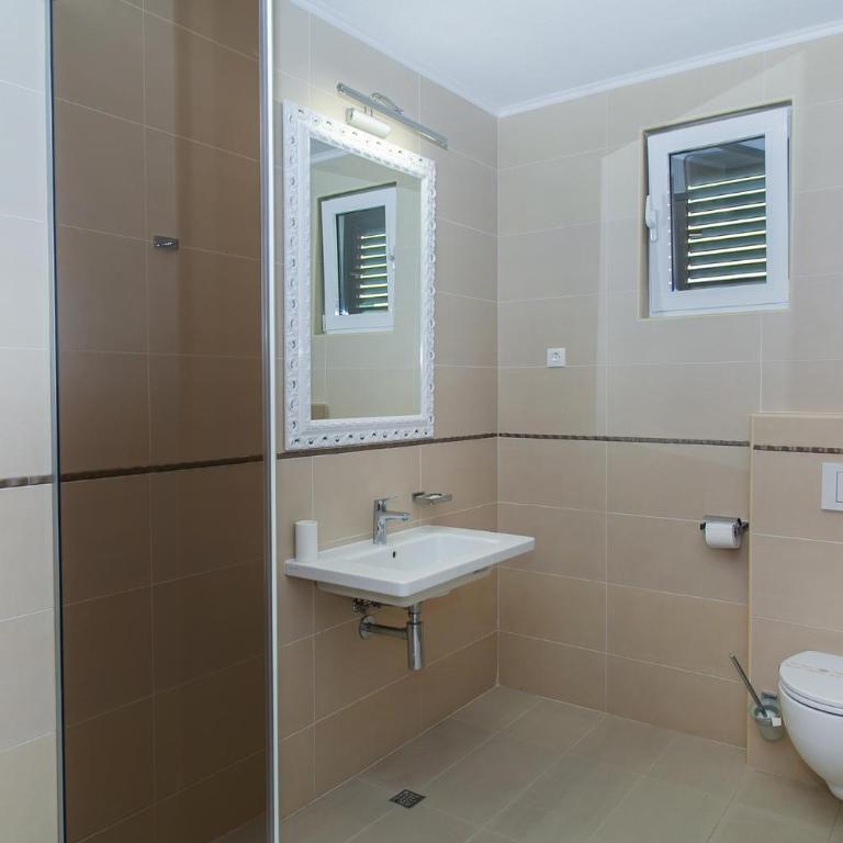 Apartments Grifone Lux - One-Bedroom Apartment with Terrace - 15