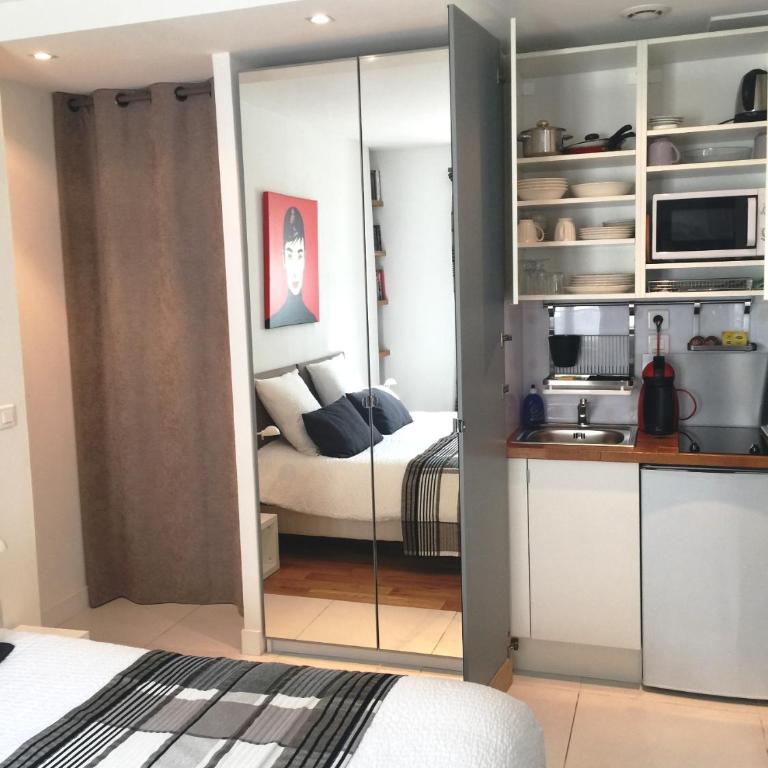 Au Cœur des Remparts - Studio Apartment - 11