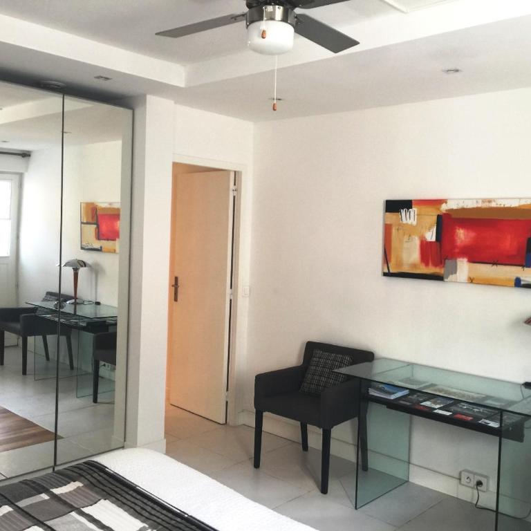 Au Cœur des Remparts - Studio Apartment - 13
