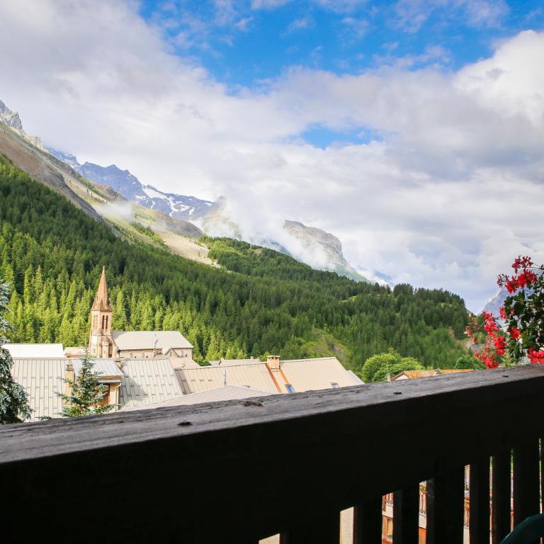 Hotel Le Faranchin - Chambre Double ou Lits Jumeaux Supérieure avec Balcon - 9
