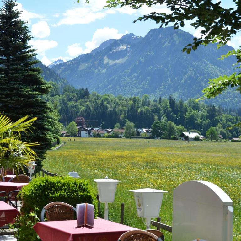 Hotel Fuggerhof Oberstdorf - Junior Suite mit Bergblick - 4