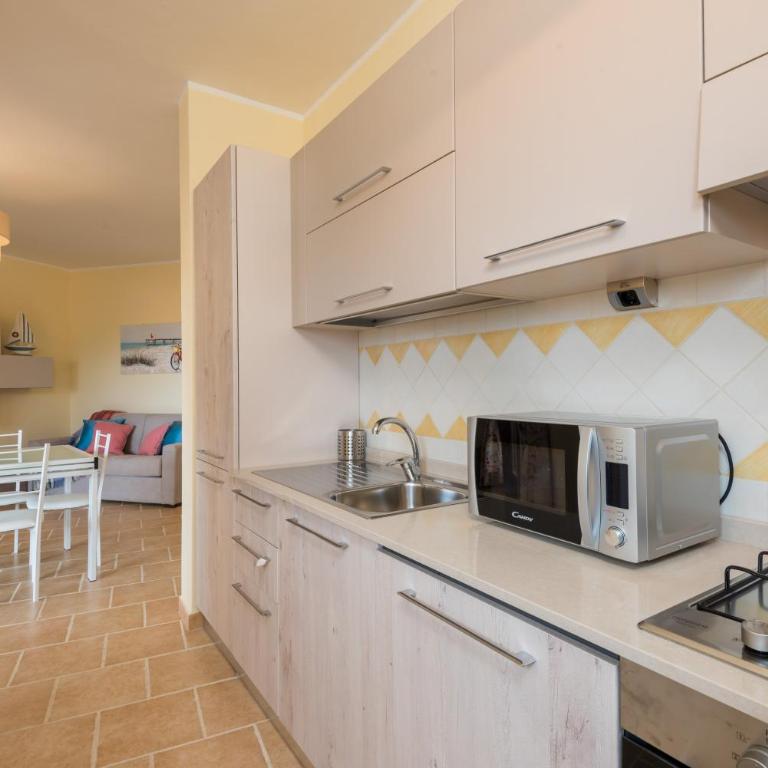 Villaggio Perlacea - Your House in Sardinia - Appartamento con 2 Camere da Letto, Terrazza Solarium e Vista Mare - 2