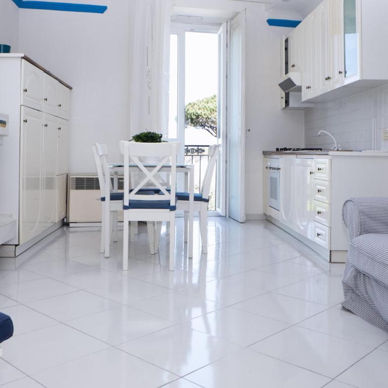 "White Mermaid" - SORRENTO DOWNTOWN SEA VIEW APARTMENT - Vacation Home - 2