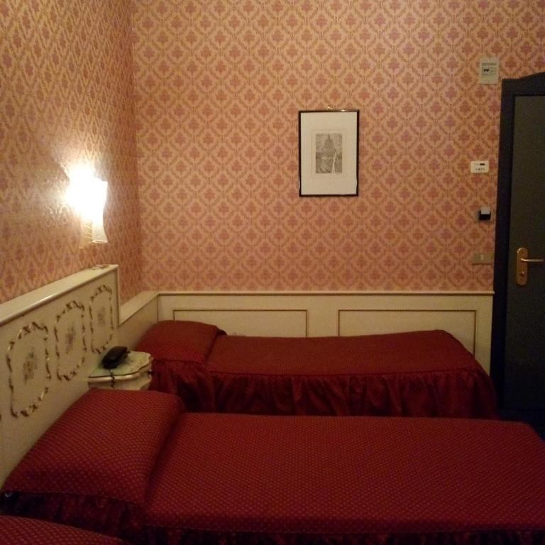 Hotel Diana - Camera Tripla - 4