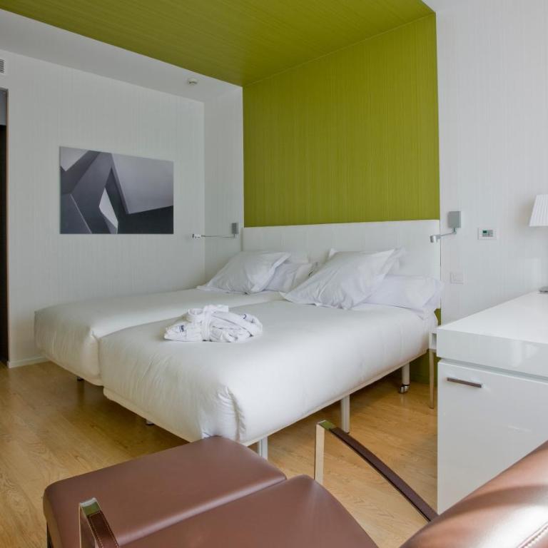 Hotel Zentral Castellana Norte - Habitación Doble con ducha - 4