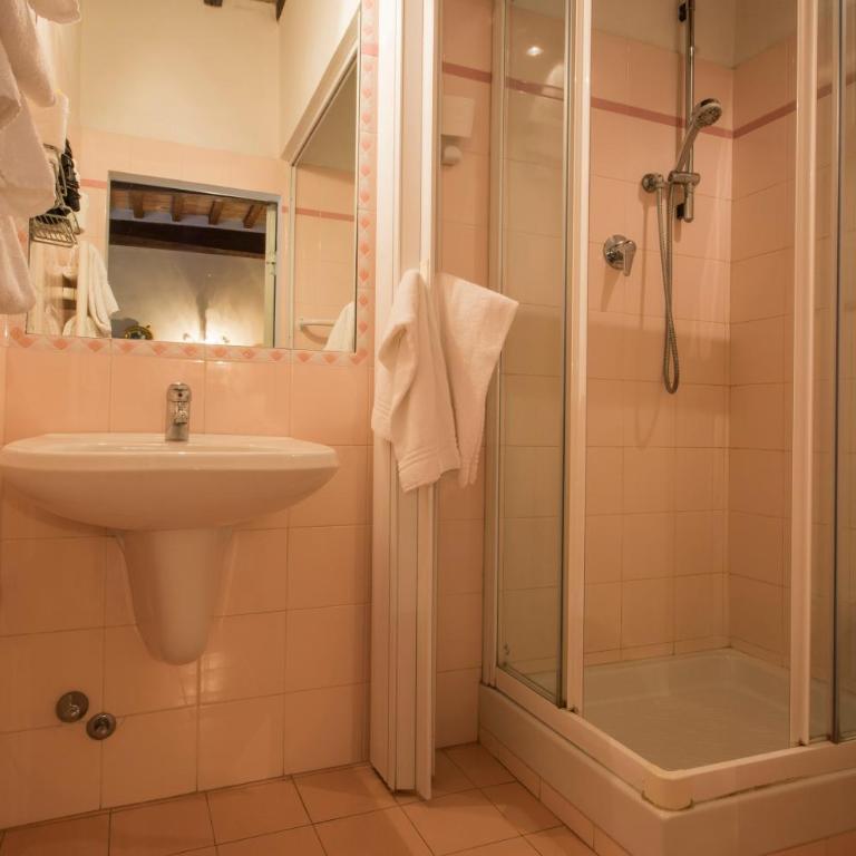 Residenza alla Lizza - Camera Matrimoniale con Bagno Privato - 5