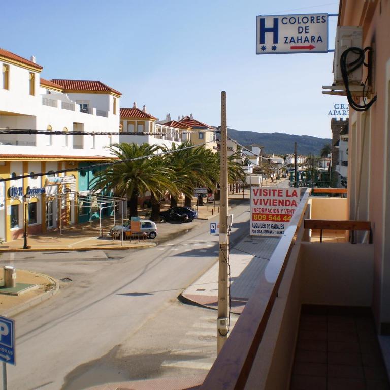 Apartamentos y Áticos Zahara - Two-Bedroom Apartment - 6