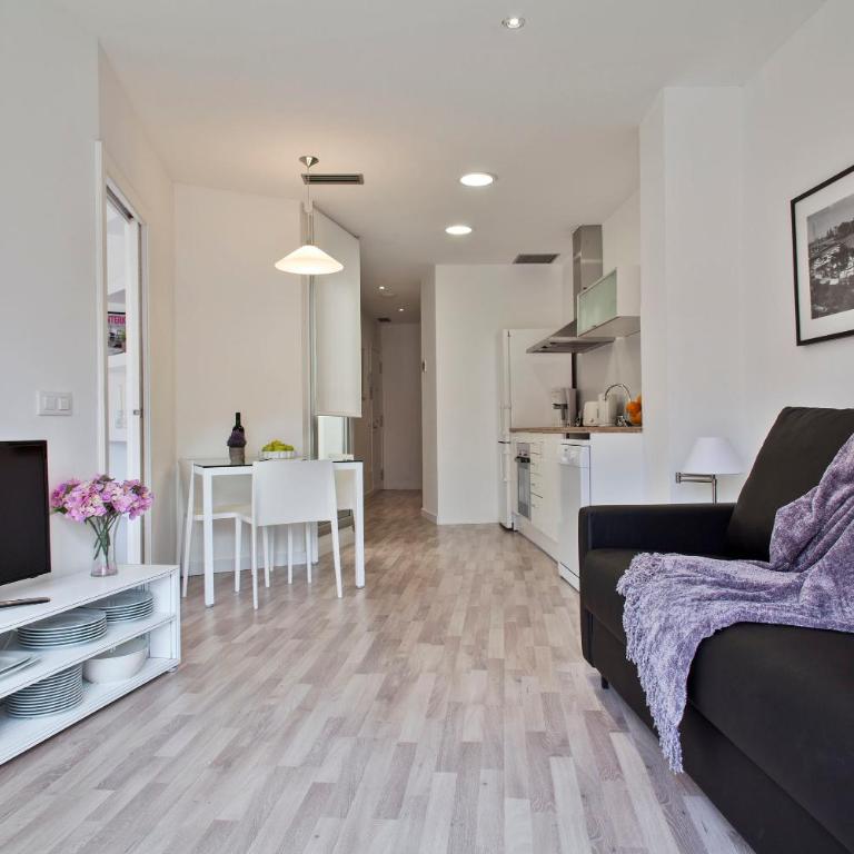 Habitat Apartments Blanca - Apartment with Balcony - 4