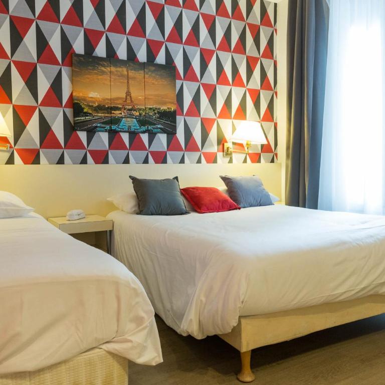 HOTEL PARIS PANAM-PERE LACHAISE-PLACE GAMBETTA-HOPITAL TENON-REPUBLIQUe - Chambre Lits Jumeaux - 3