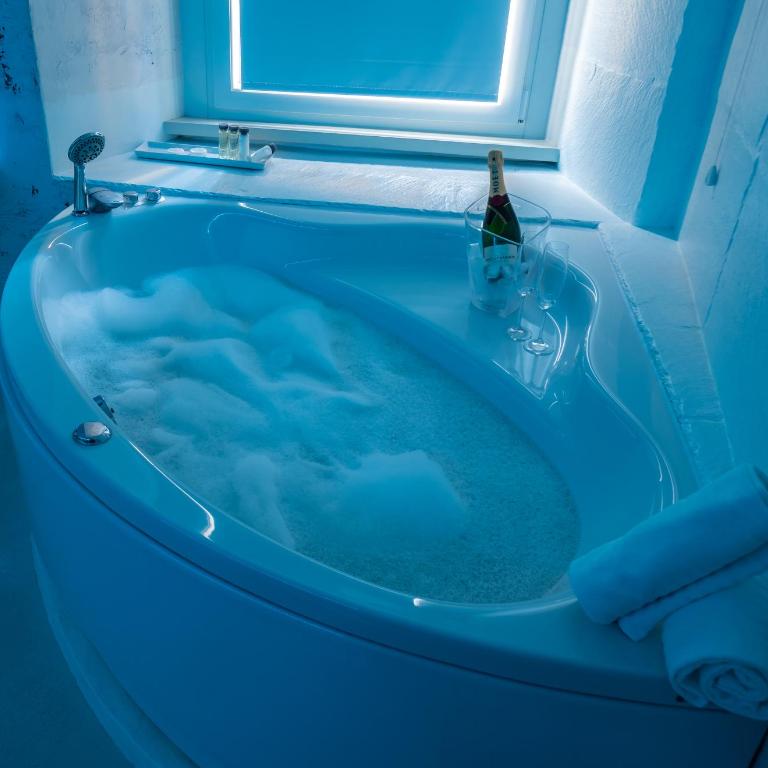 Design&Art Pie' - cozy & romantic moments in the heart of Rome - Suite con Vasca Idromassaggio (2 Adulti) - 4