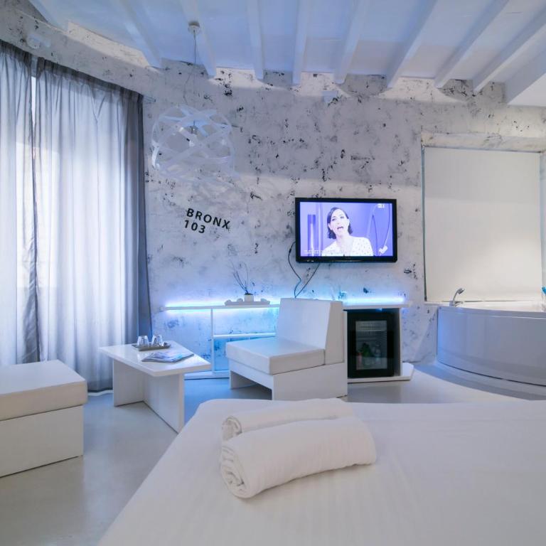 Design&Art Pie' - cozy & romantic moments in the heart of Rome - Suite con Vasca Idromassaggio (2 Adulti) - 7