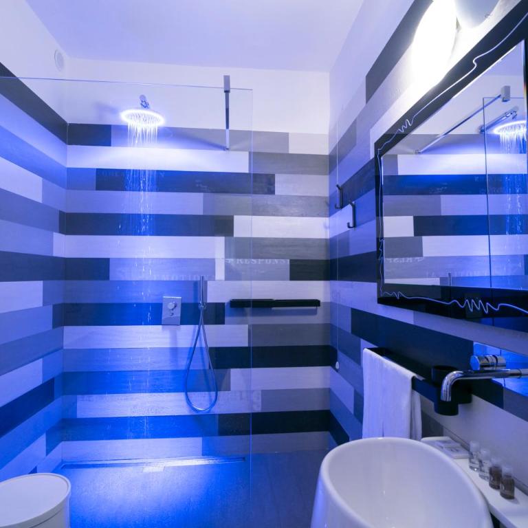 Design&Art Pie' - cozy & romantic moments in the heart of Rome - Suite con Vasca Idromassaggio (2 Adulti) - 3