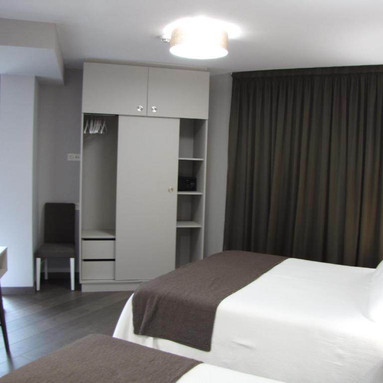 Hotel Ton - Habitación Triple Superior - 2