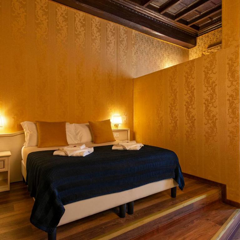 Canova Rooms in Spanish Steps - Camera Superior Deluxe Matrimoniale/Doppia con Letti Singoli - 5