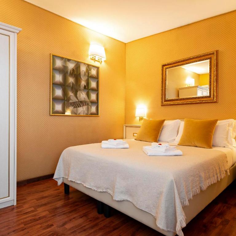 Canova Rooms in Spanish Steps - Camera Matrimoniale/Doppia con Letti Singoli con Bagno Privato - 7