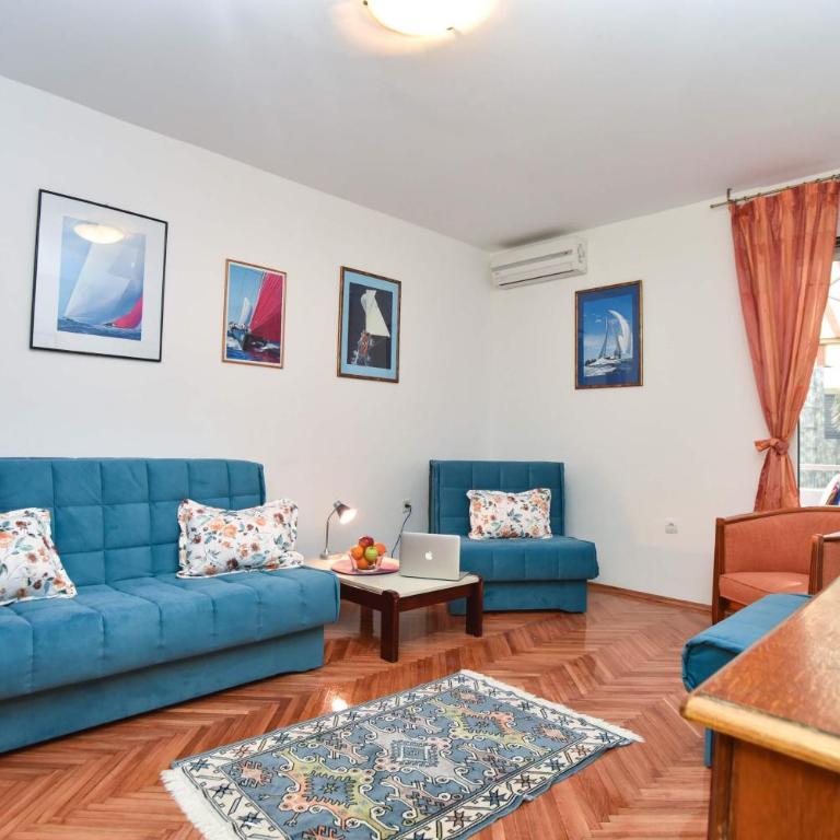 Family Apartment close to Slovenska beach - Apartman sa Terasom - 1