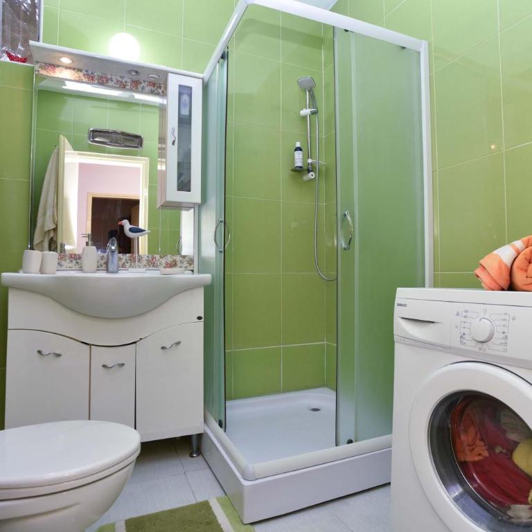 Family Apartment close to Slovenska beach - Apartman sa Terasom - 14