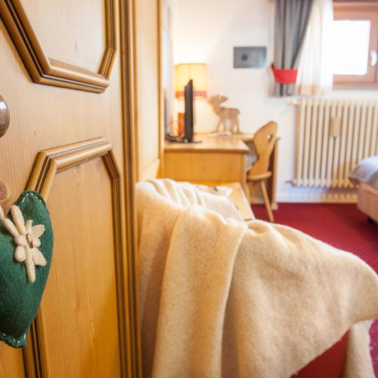Hotel Vallée Blanche Courmayeur - Camera Matrimoniale/Doppia con Letti Singoli - 9
