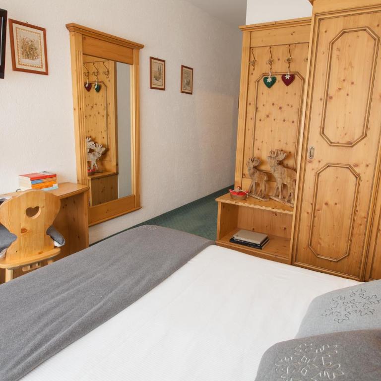 Hotel Vallée Blanche Courmayeur - Camera Matrimoniale/Doppia con Letti Singoli - 10
