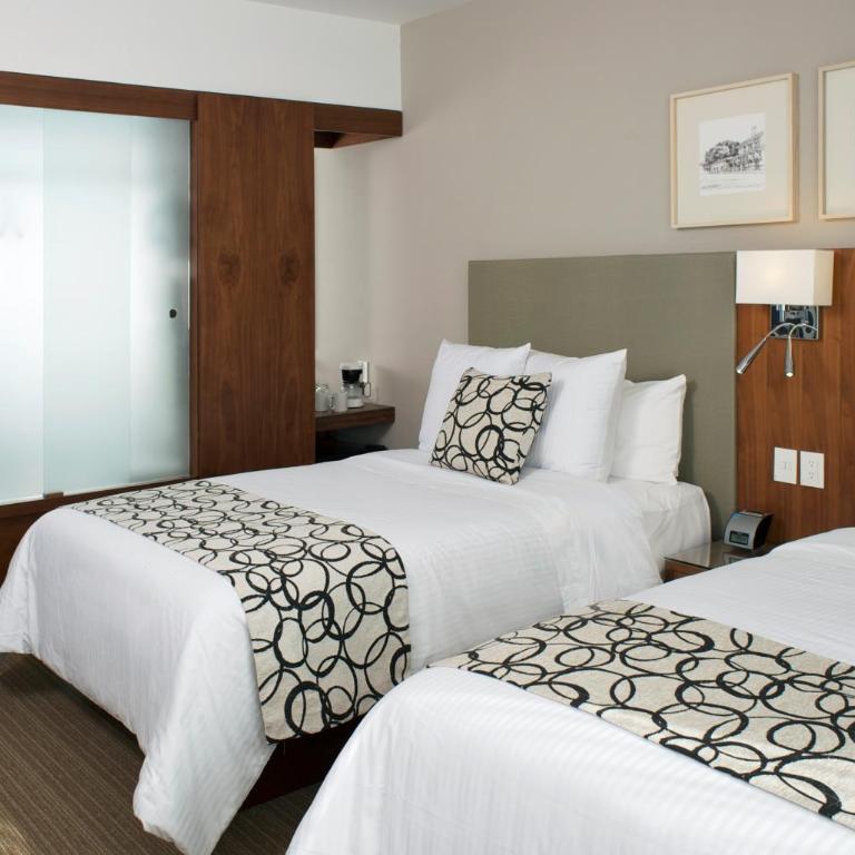 Casa Inn Premium Hotel Queretaro - Queen Room with Two Double Beds - 4
