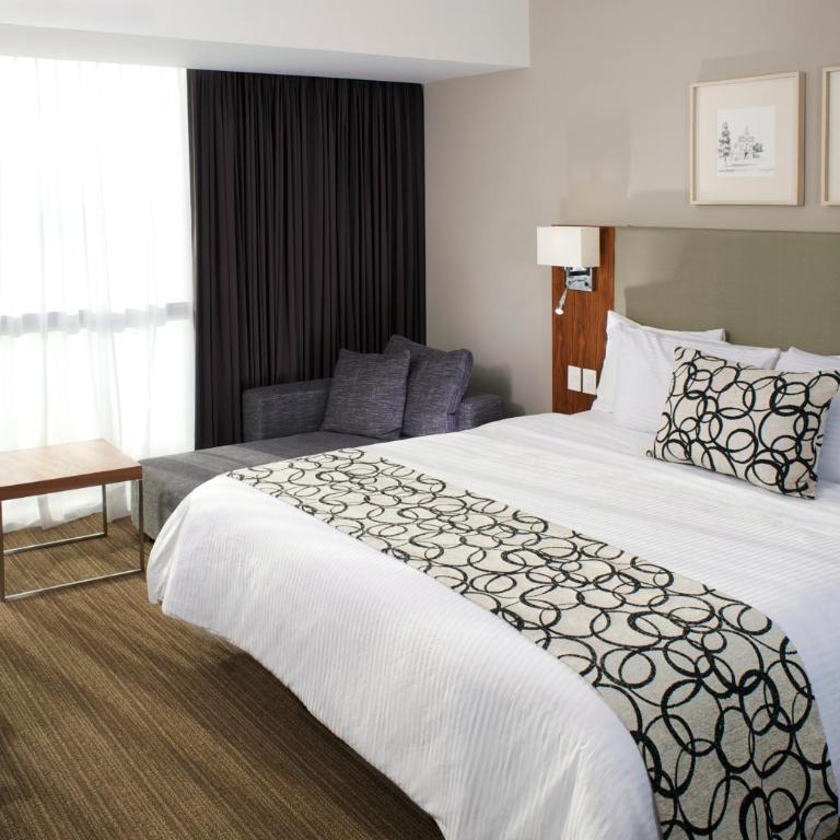 Casa Inn Premium Hotel Queretaro - Superior King Room - 4