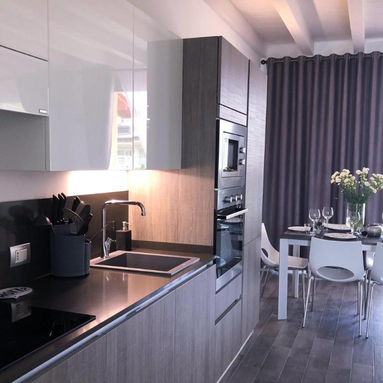Paradise Luxury apartments - Appartamento con 2 Camere da Letto e Vista Lago - 2° Piano - 11