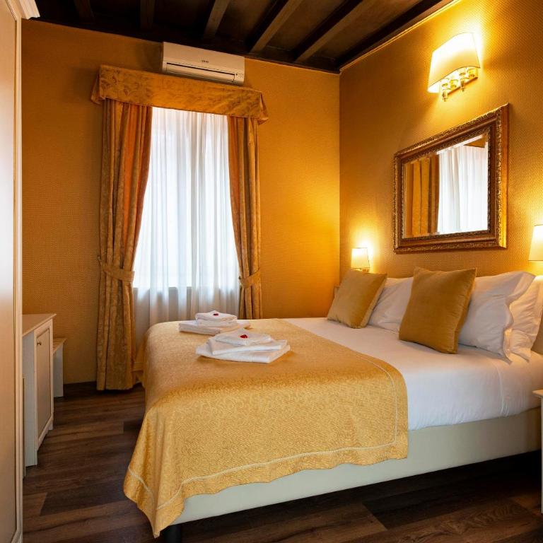 Canova Rooms in Spanish Steps - Camera Familiare con Terrazza - 7