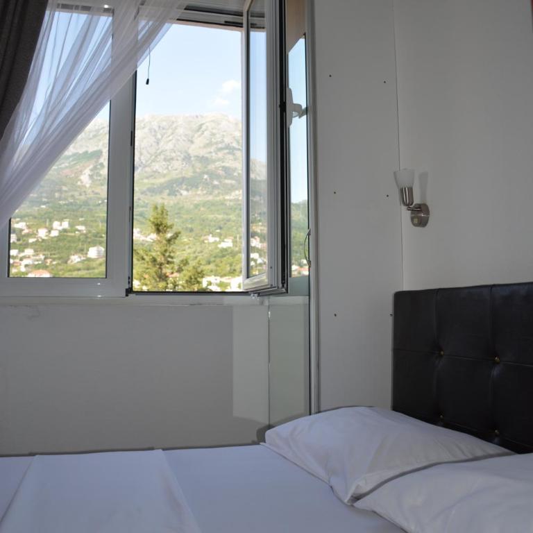 Studios Seaview - One-Bedroom Apartment - 8