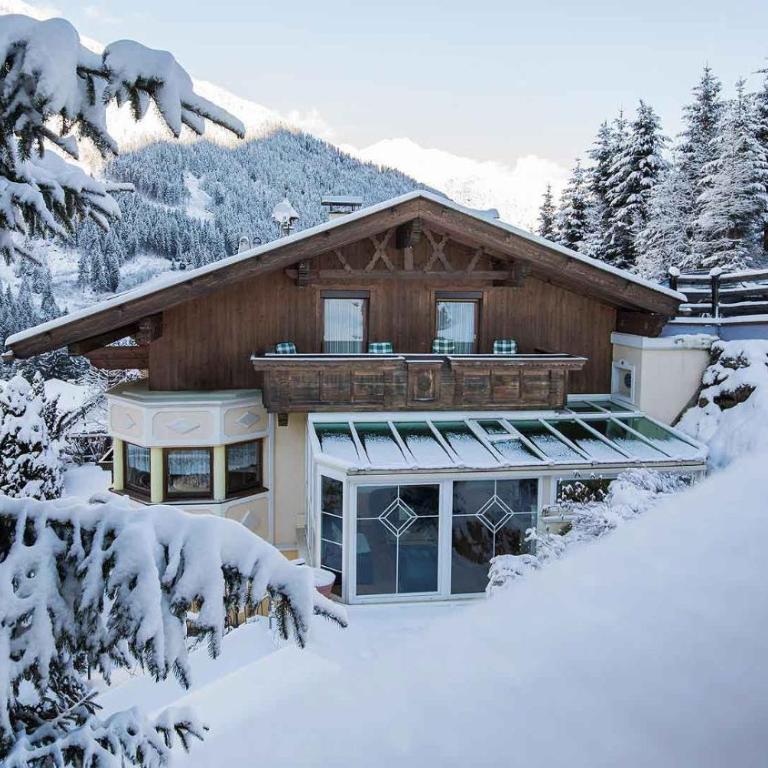 Haus Alpenchalet - Apartment mit 2 Schlafzimmern - 1