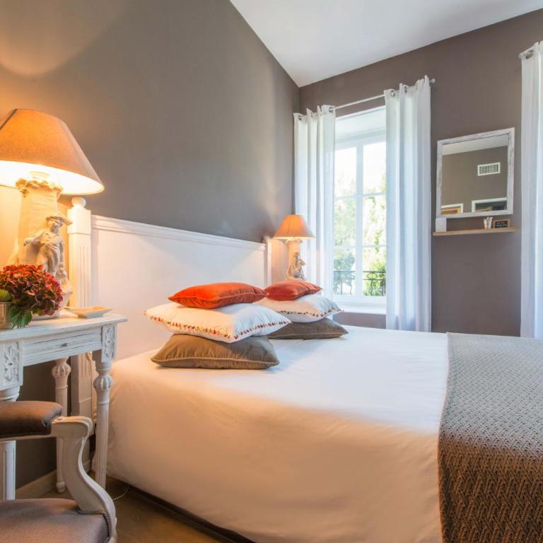 Entre Hotes - Chambre Double - Vue sur Jardin - 4