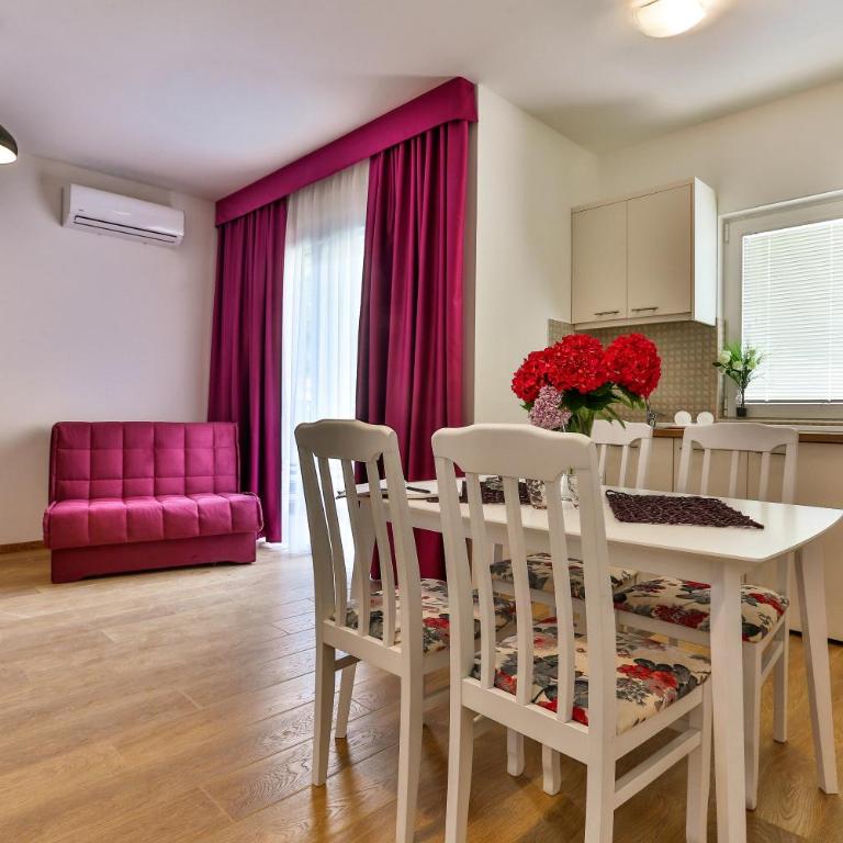 Apartments Royal Lux - Apartman sa Terasom - 1