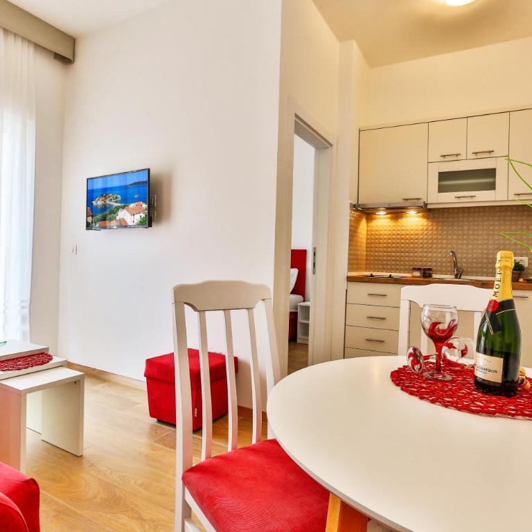 Apartments Royal Lux - Apartman - Prizemlje - 4