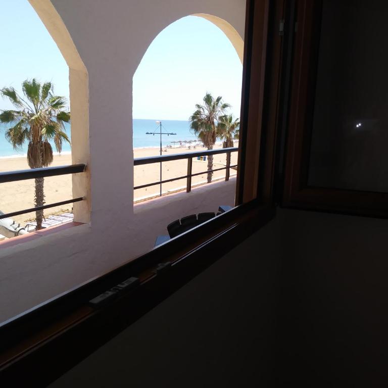 Primera Línea de Playa, Ada Benedicto XIII, Aire acondicionado, WiFi, Parking - Apartamento con vistas al mar - 2ª planta - 7