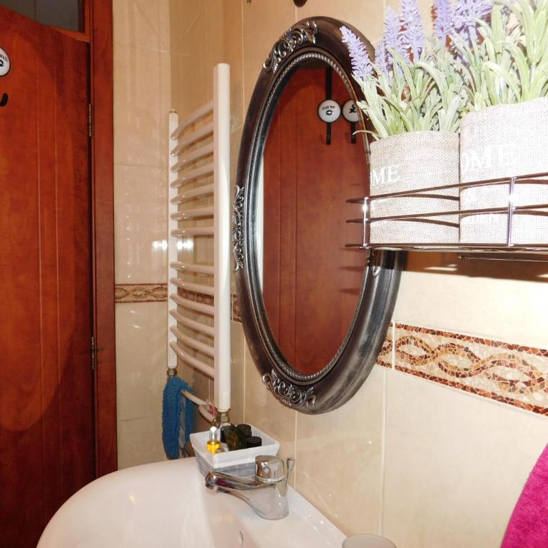 Velvet Lux Apartment - Apartman - 26