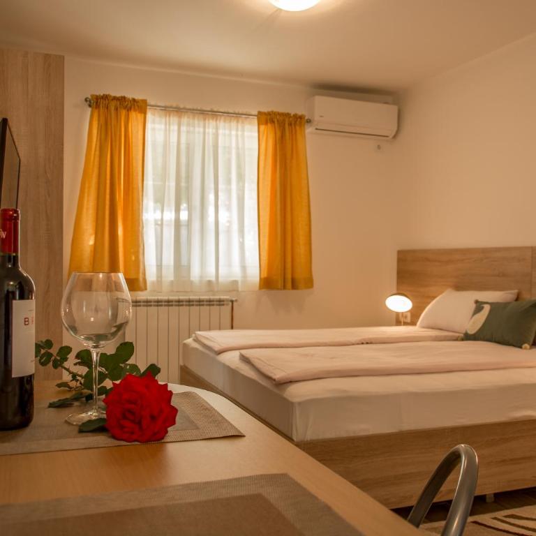 Apartmani Mendula - Apartment with Terrace - 5