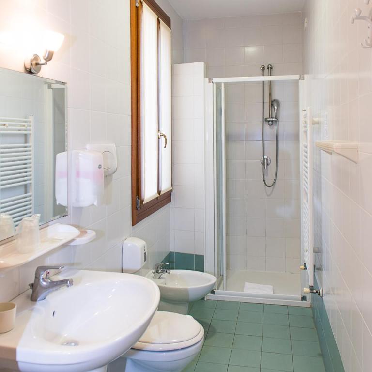Domus Clugiae - Residenza d'Epoca - Camera Familiare Classic - 2