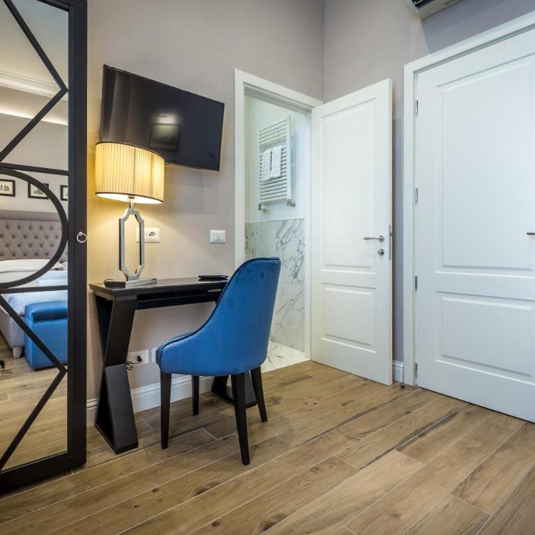 Hotel Emma Small Luxury Hotel - Camera Matrimoniale Economy - 9