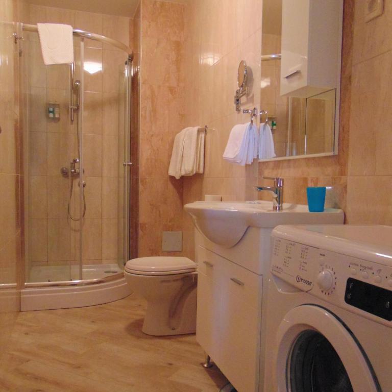 ApartHotel Belvedere Residence Becici Budva - Executive Apartman sa Pogledom na Vrt i More - 6