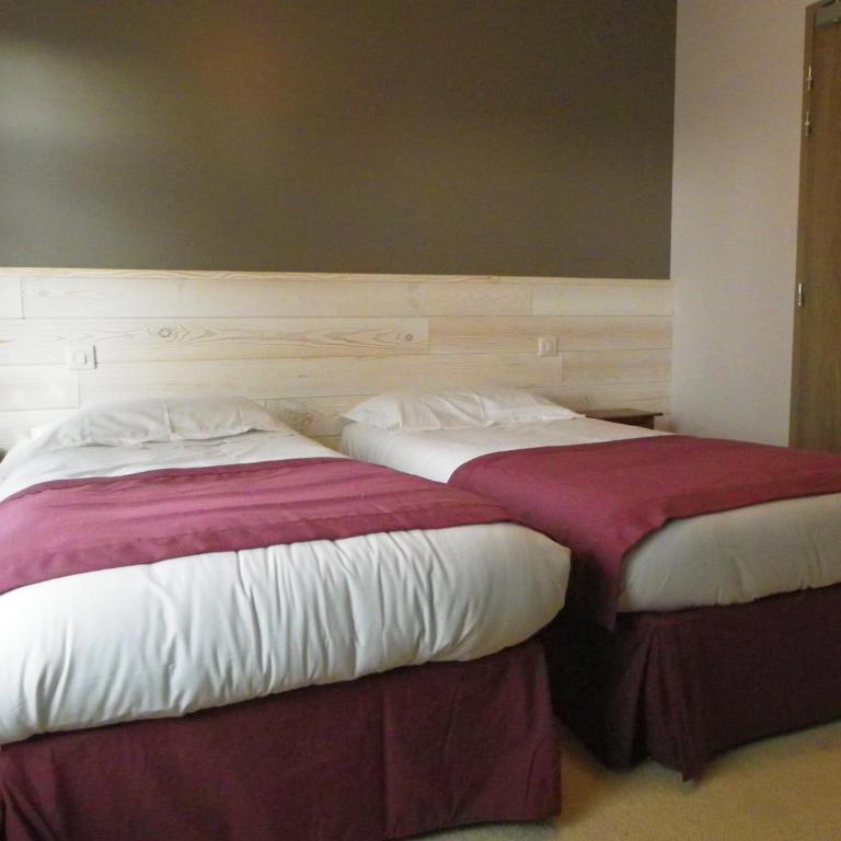 Comptoir et Dépendances - Chambre Triple - 1