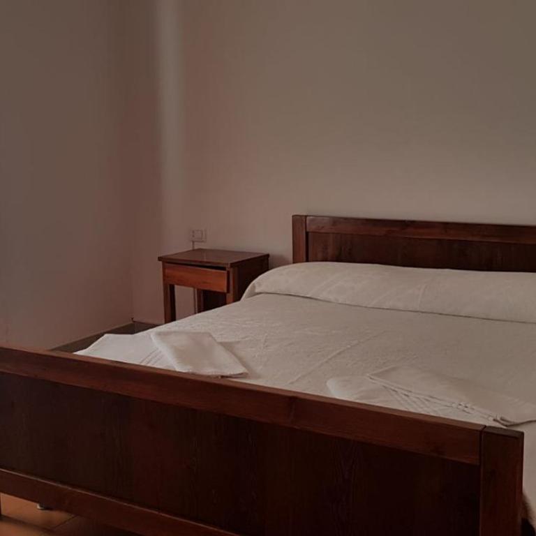 Residence Spiaggia Bianca - Appartamento con 2 Camere da Letto (4 Adulti) - 7