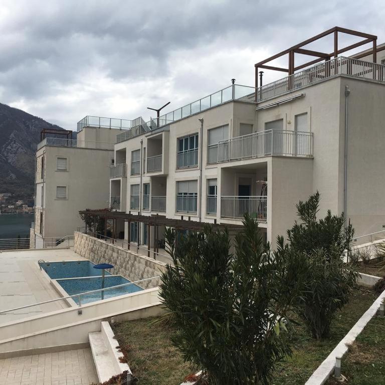 Apartment Azzurro with Pool and Parking - Apartment - 2