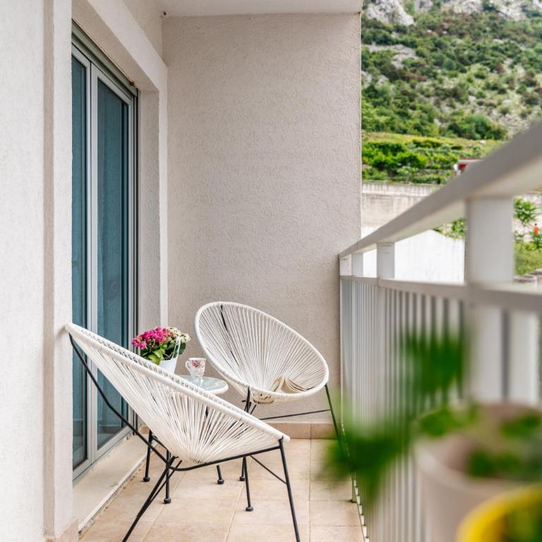 Apartment Azzurro with Pool and Parking - Apartment - 4