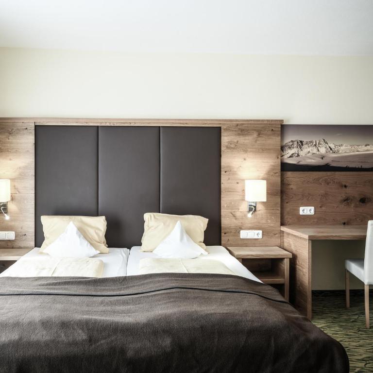Hotel Victoria - Comfort Doppelzimmer mit Balkon - 4