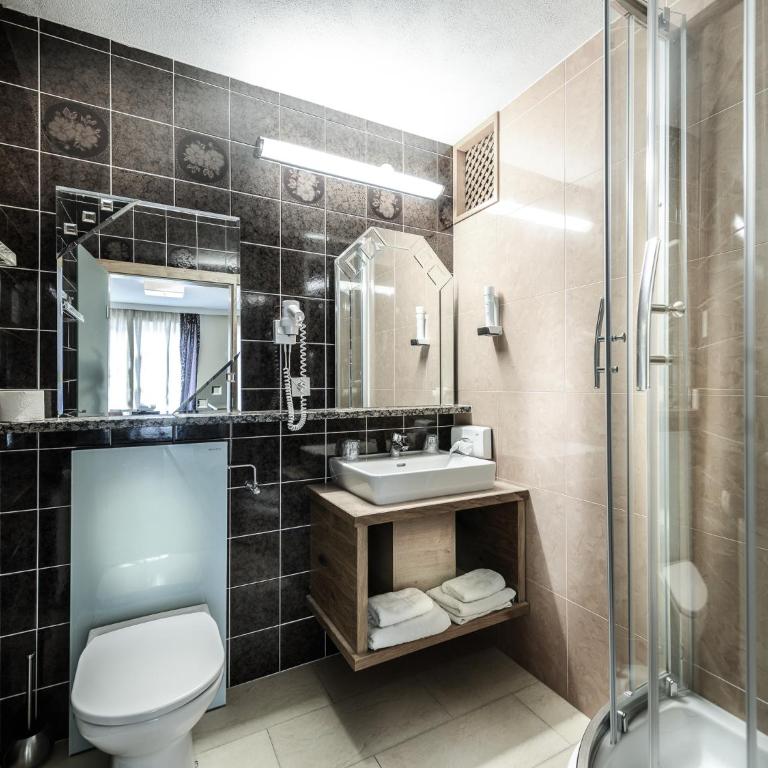 Hotel Victoria - Comfort Doppelzimmer mit Balkon - 3